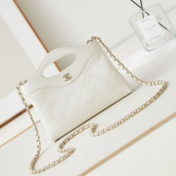 Replica Perfette 31 Mini Shopping Borsa Pochette con catena lucida AS3656 Bianca imitazioni