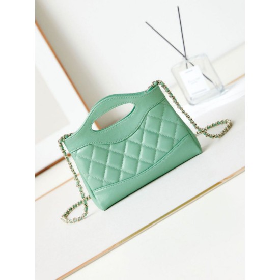31 Mini Shopping Borse Firmate Replica Pochette con catena lucida AS3656 Verde chiaro qualità specchio Replica Perfette 31 Mini Shopping Borse Firmate Pochette con catena lucida AS3656 Verde chiaro imitazioni