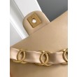 Borsa con patta in pelle di agnello AS2409 Beige