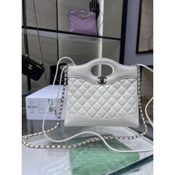 Borsa Shiny Lambskin 31 Mini Shopping Bag AS4133 Bianco