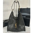 Dettagli perfetti Borsa YSL Saint Laurent Oxalis in rafia macramè nera