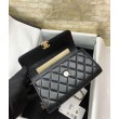 Dettagli perfetti Flap Phone Holder con catena AP2946