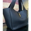 Dettagli perfetti YSL Saint Laurent Bea Tote In Pelle Granulata Nero