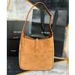 Dettagli perfetti YSL Saint Laurent Le 5 A 7 Supple Small In Pelle Scamosciata Caffè
