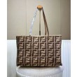 Fendi Rotolo Grande 8BH425 Caffè