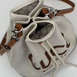 Borsa a tracolla piccola Gucci con stampa Gucci 772856 Caffè Replica qualità specchio Replica Perfette Borsa a tracolla piccola Gucci con stampa Gucci 772856 Caffè imitazioni