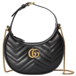 Replica Perfette Gucci GG Marmont Una mini borsa a forma di mezzaluna Nera imitazioni