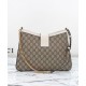 Replica Perfette Imitazioni borse griffate a tracolla Gucci Padlock GG media 795113 Crema imitazioni