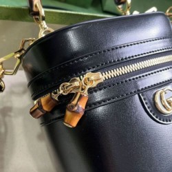 Gucci Mini Borsa a tracolla in bambù 760200 Nero Replica qualità specchio Replica Perfette Gucci Mini Borsa a tracolla in bambù 760200 Nero imitazioni