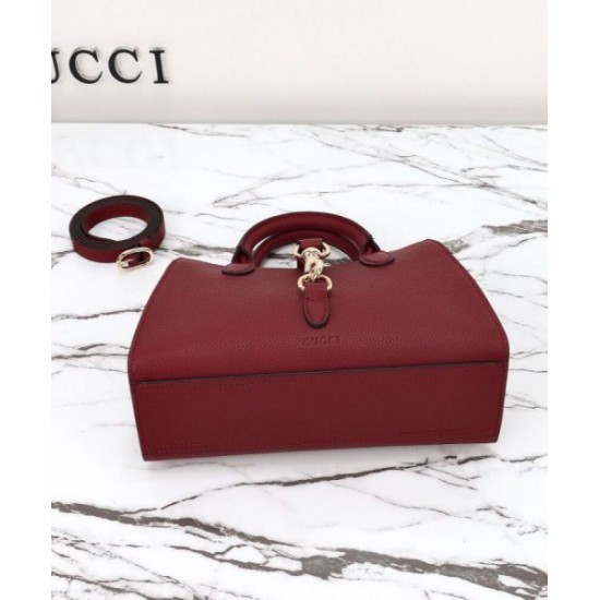 Replica Perfetta tote piccola Gucci con chiusura a gancio 795349 Malva qualità specchio Replica Perfette Perfetta tote piccola Gucci con chiusura a gancio 795349 Malva imitazioni