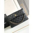 Imitazione Borsa Hobo in pelle di agnello Nero AS4777