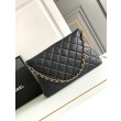 Imitazione Borsa Hobo in pelle di agnello Nero AS4777