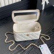 Mini Vanity Case con catena AP1472 Bianco