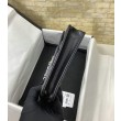 Porta cellulare con patta e catena nera AP3575