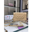 Portafoglio con catena WOC in pelle di agnello AP1450 Beige