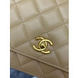 Portafoglio con catena WOC in pelle di agnello AP1450 Beige