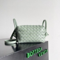 Borsa a tracolla Bottega Veneta Piccolo Loop agnello Sauge Intrecciato