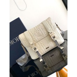 Borse Replica Alta Qualità a tracolla Dior Hit the Road Flap beige Gravity