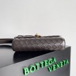 Borsa a tracolla Mini Andiamo Bottega Veneta agnello intrecciata fondente