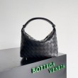 Bora Pari all'originale replica Bottega Veneta Mini Wallace vitello intrecciata nera