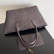 Borsa Cabat media Bottega Veneta Intrecciato fondente agnello