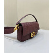 Bora Pari all'originale replica media Fendi Baguette nappa bordeaux FF Bora Pari all'originale replica media Fendi Baguette nappa bordeaux FF