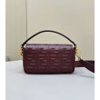 Bora Pari all'originale replica media Fendi Baguette nappa bordeaux FF Bora Pari all'originale replica media Fendi Baguette nappa bordeaux FF
