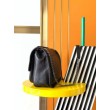 Borsa media Saint Laurent Niki a catena agnello martellata nera