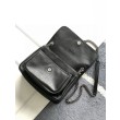 Borsa media Saint Laurent Niki a catena agnello martellata nera