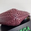 Borsa piccola Clicker di Bottega Veneta agnello intrecciata bordeaux