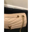 Borsa Saint Laurent Loulou media matelassé beige