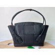 Bottega Veneta Arco Medium Borse Replica Alta Qualità Nero Granulato