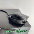 Bottega Veneta Mini Hop Borsa vitello intrecciata nera