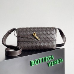 Replica Perfette Borsa a tracolla Mini Andiamo Bottega Veneta agnello intrecciata fondente imitazioni