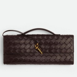 Replica Perfette Pochette Andiamo di Bottega Veneta con manico agnello intrecciata fondente imitazioni