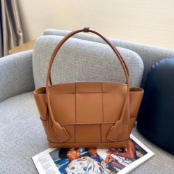 Replica Perfette Borsa Bottega Veneta Arco Media Vitello Intrecciato Caramello imitazioni
