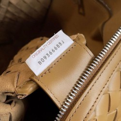 Cartella Grande Bottega Veneta Vitello Intrecciato Marrone Replica qualità specchio Replica Perfette Cartella Grande Bottega Veneta Vitello Intrecciato Marrone imitazioni