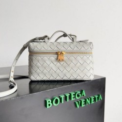 Bottega Veneta Bang Bang Vanity Case Avorio Intrecciato Replica qualità specchio Replica Perfette Bottega Veneta Bang Bang Vanity Case Avorio Intrecciato imitazioni