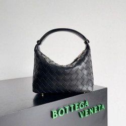 Bora Pari all'originale replica Bottega Veneta Mini Wallace vitello intrecciata nera Replica qualità specchio Replica Perfette Bora Pari all'originale replica Bottega Veneta Mini Wallace vitello intrecciata nera imitazioni