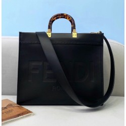 Fendi Sunshine Medium Shopper Borsa vitello nera