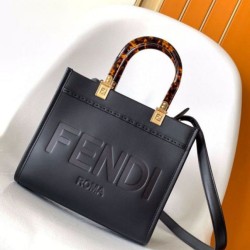 Qualità Specchio Replica Bora Pari all'originale replica tote piccola Fendi Sunshine vitello nera Riproduzione Fedele Bora Pari all'originale replica tote piccola Fendi Sunshine vitello nera imitazioni