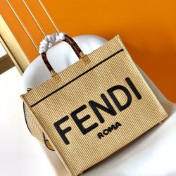 Qualità Specchio Replica Borsa tote media Fendi Sunshine paglia nera e naturale Riproduzione Fedele Borsa tote media Fendi Sunshine paglia nera e naturale imitazioni