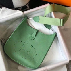 Hermes Evelyne III 29 PM Borse Firmate Replica Vert Criquet Clemence