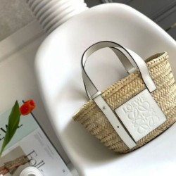 Loewe Piccolo Basket Borse Replica Raffia e vitello bianca qualità specchio Replica Perfette Loewe Piccolo Basket Borse Raffia e vitello bianca imitazioni