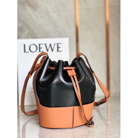 Replica Perfette Loewe Piccolo Balloon Bucket Borse  Nero/Tan vitello imitazioni