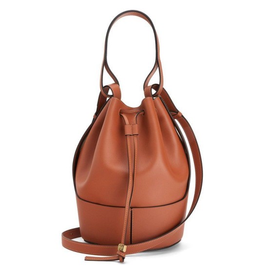Replica Perfette Loewe Medium Balloon Bucket Borse  Camel Calfskin imitazioni