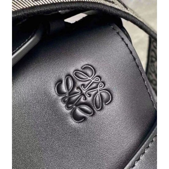 Replica Perfette Borsa Gate piccola Loewe vitello nera e jacquard imitazioni