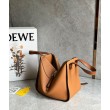 Loewe Compact Hammock Borsa Light Caramel Grained Calfskin
