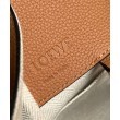 Loewe Compact Hammock Borsa Light Caramel Grained Calfskin
