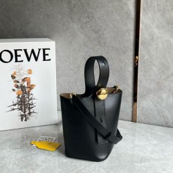 Loewe Mini Pebble Bucket Borsa Nero Vitello Replica qualità specchio Replica Perfette Loewe Mini Pebble Bucket Borsa Nero Vitello imitazioni